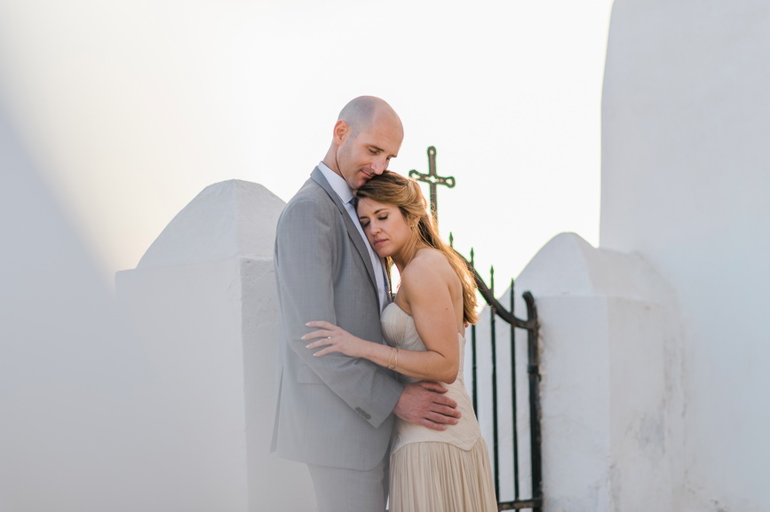 Katie & Brad elopement in Santorini